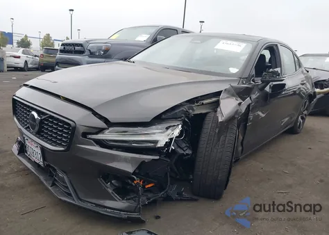 2024 Volvo S60 B5 Core Dark Theme из США, поврежденный, VIN 7JRL12FK3RG317419